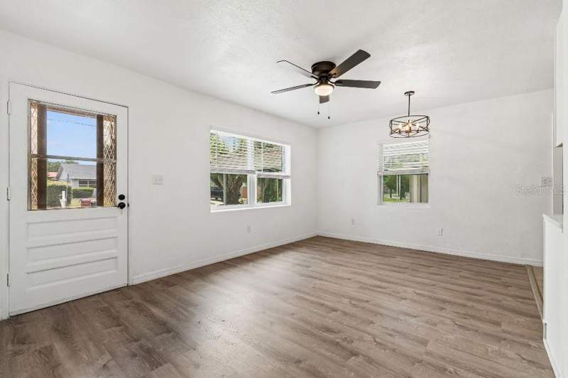 4 bedroom Single Family Residence at 203 Pevetty Drive, Sunset Heights Rev, Plant City — photo 5