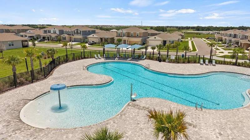 4 bedroom Single Family Residence at 2719 Ginger Lane, Scenic Terrace 40'S Gc, Haines City — photo 4