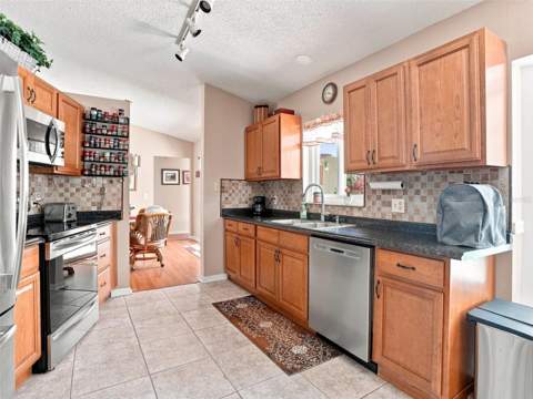 4382 Montano Avenue, Spring Hill FL - photo 9 of 46