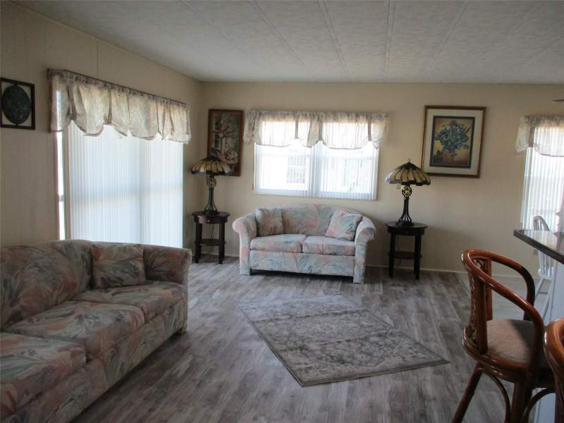 2 bedroom Manufactured Home at 34542 Sweetpea Lane, Tippecanoe Village, Zephyrhills — photo 3