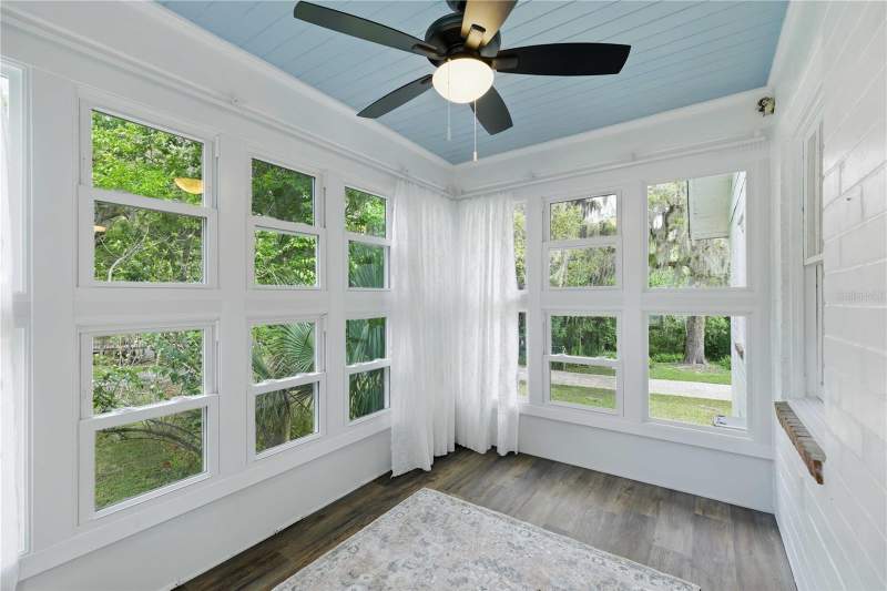 2 bedroom Single Family Residence at 923 NE 2nd Street, Caldwells Add, Ocala — photo 4