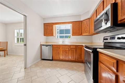 10530 NW 36th Lane, Gainesville FL - photo 15 of 31