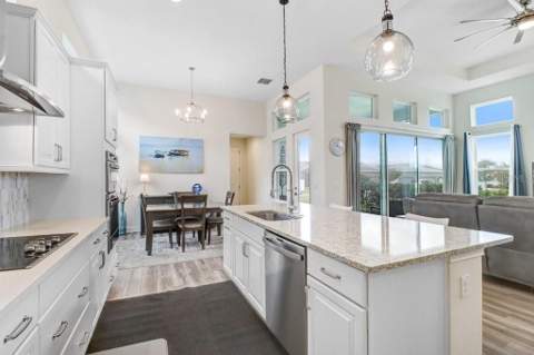 3847 Lajuana Boulevard, Wesley Chapel FL - photo 11 of 57