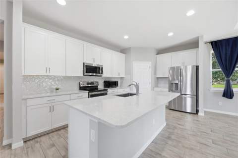 2560 Grasmere View Parkway, Kissimmee FL - photo 6 of 6