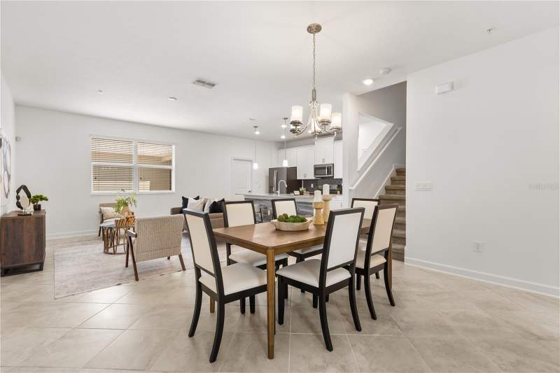 4 bedroom Townhouse at 11574 Comic Alley, Storey Park Ph 3, Orlando — photo 5