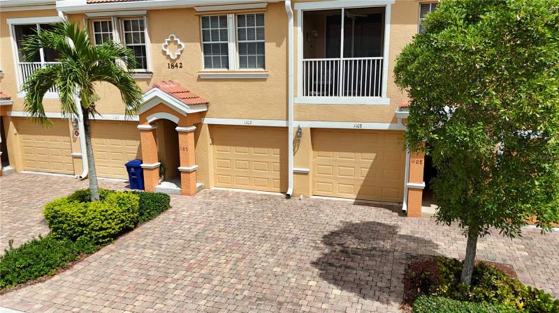 2 bedroom Condominium at 1842 Concordia Lake Circle #1102, Concordia/Cape Coral, Cape Coral — photo 2