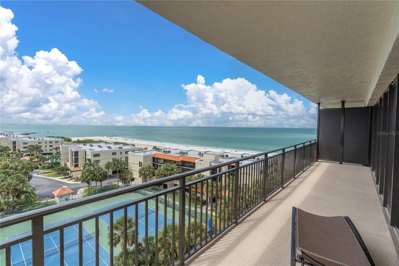 2 bedroom Condominium at 7600 Bayshore Drive #701, Mansions By The Sea Condo, Treasure Island — photo 3