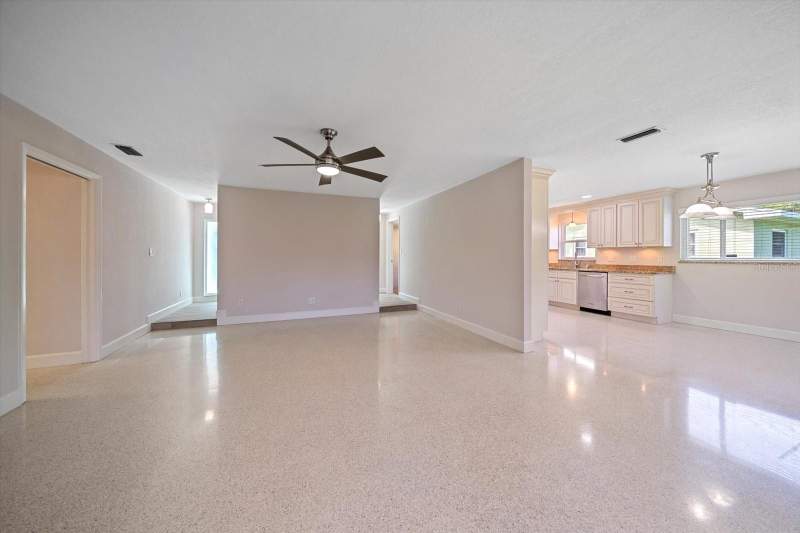3 bedroom Single Family Residence at 1163 60th Avenue, Coronado Lake Sub, St Petersburg — photo 5