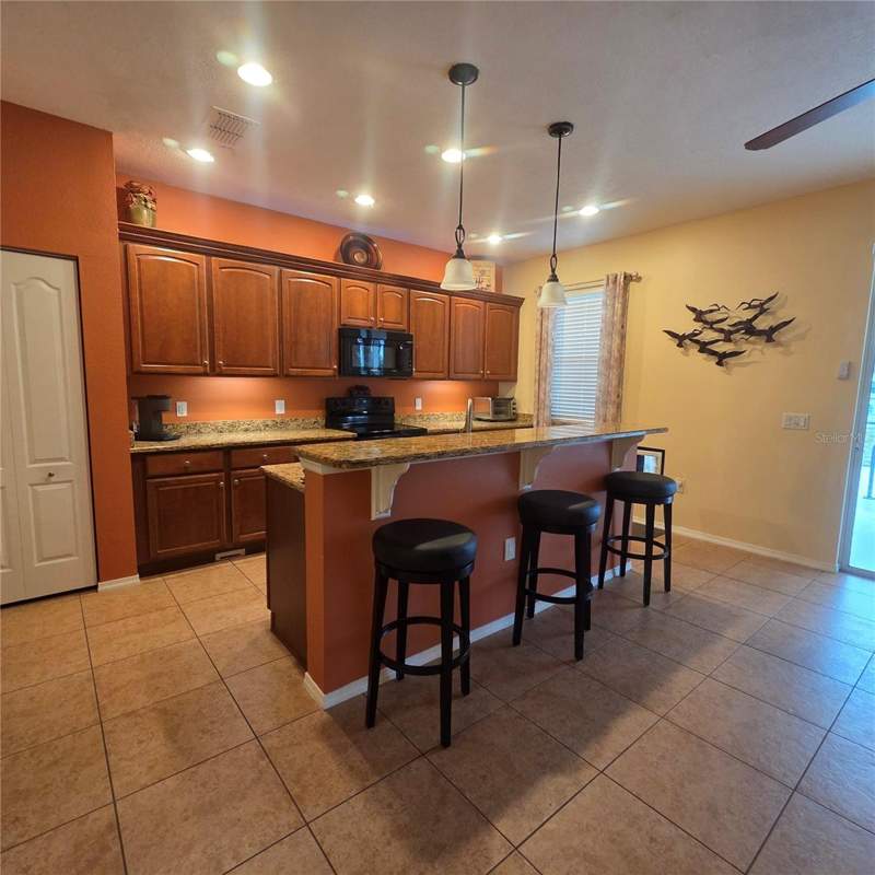 3 bedroom Single Family Residence at 318 65th Avenue, Sterling Lake, Bradenton — photo 3