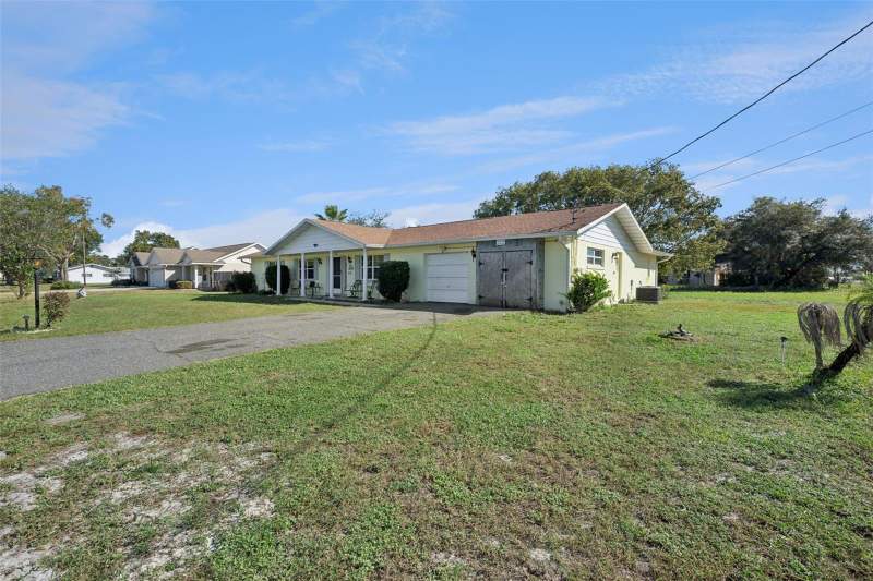 3 bedroom Single Family Residence at 34122 Hunt Avenue, Hilltop Sub, Leesburg — photo 3