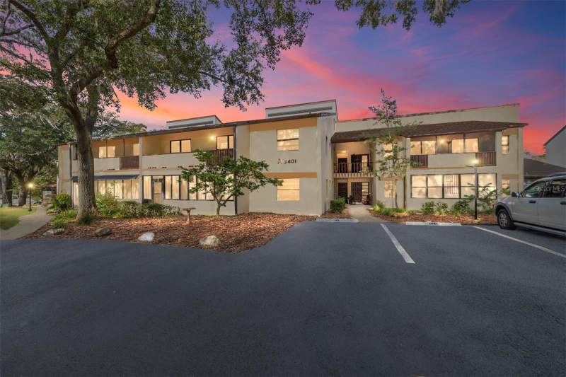 2 bedroom Condominium at 3401 E Fort King Street #202, Marion Spgs Condo, Ocala — photo 2