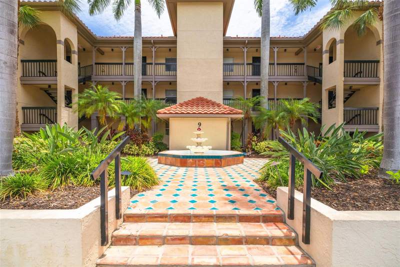 2400 FEATHER SOUND DRIVE #914 home for sale in Audubon Condo At Feather Sound