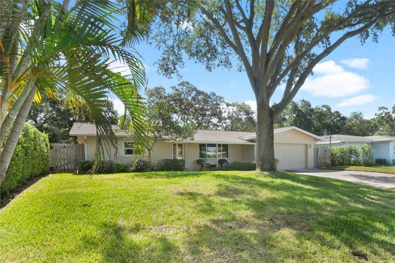 3 bedroom Single Family Residence at 1707 Ridgeway Drive, Woodmont Park Estates 1st Add, Clearwater — photo 2