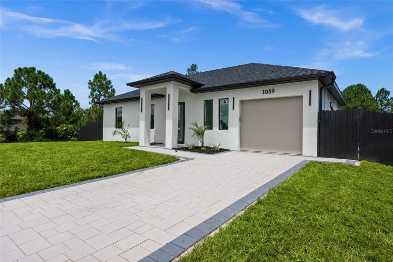 3 bedroom Single Family Residence at 1039 Bassinger Avenue, Lehigh Acres, Lehigh Acres — photo 3