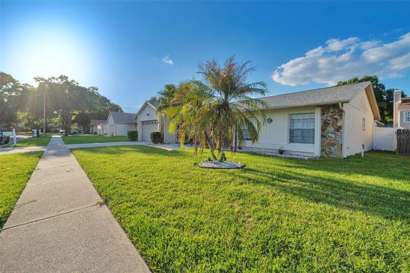 4 bedroom Single Family Residence at 9724 Cypress Pond Avenue, Pebble Creek Village Unit 6, Tampa — photo 3
