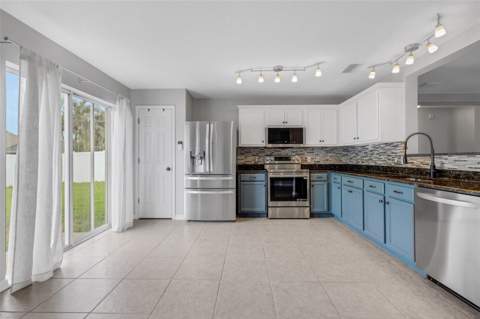 11136 Golden Silence Drive, Riverview FL - photo 13 of 39