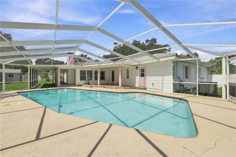 4 bedroom Single Family Residence at 1361 Pinellas Road, Belleair Estates, Clearwater — photo 3