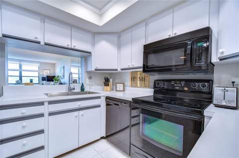 2616 Cove Cay Drive #506, Clearwater FL - photo 15 of 50