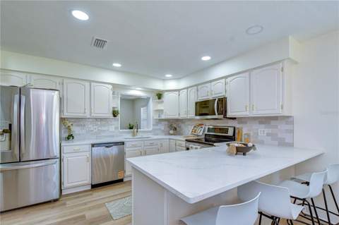 2101 W Hamilton Avenue, Tampa FL - photo 6 of 6
