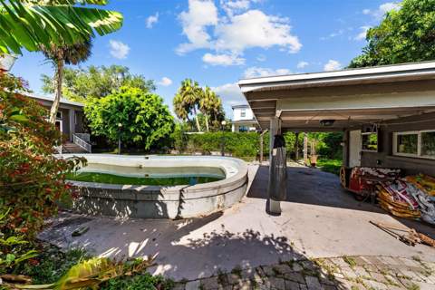 211 S Shore Crest Drive, Tampa FL - photo 14 of 16