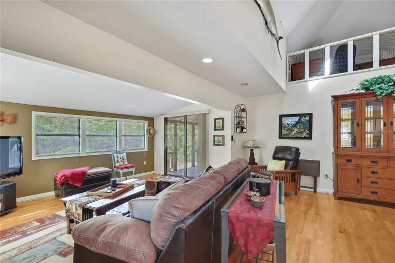 2 bedroom Single Family Residence at 9160 W Kingston Drive, Halls River Estates, Homosassa — photo 5