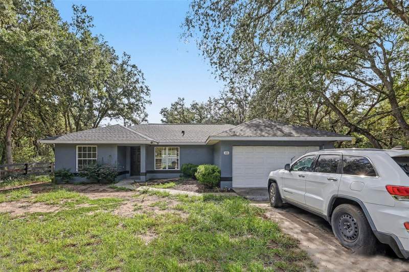 3 bedroom Single Family Residence at 135 Fisher Way Trail, Silver Spgs Shores, Ocklawaha — photo 2