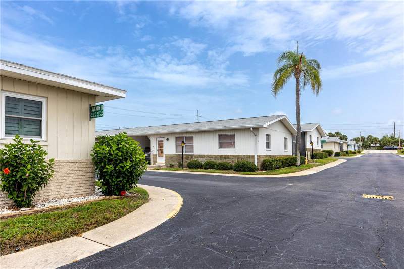 2 bedroom Condominium at 12400 Park Boulevard #417, Seminole Hill Villas, Seminole — photo 2