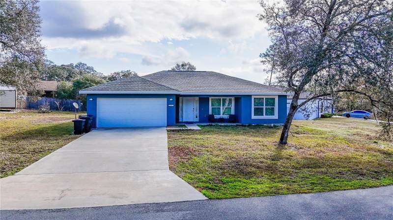 3 bedroom Single Family Residence at 16417 SW 27th Circle, Marion Oaks Un 04, Ocala — photo 2