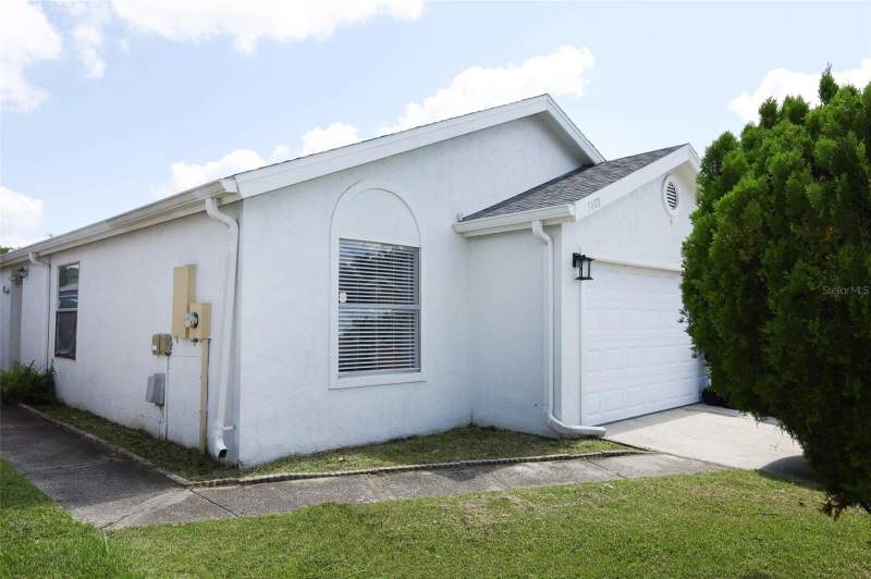 3 bedroom Single Family Residence at 5443 Blueberry Drive, Bayberry Village, Orlando — photo 2