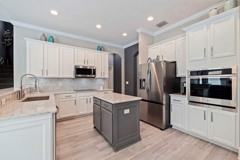 5 bedroom Single Family Residence at 11508 Oyster Bay Circle, Waters Edge 02, New Port Richey — photo 4