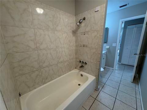 2285 Crystal Grove Lane, Lakeland FL - photo 16 of 47