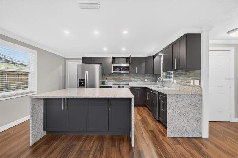 3 bedroom Single Family Residence at 8700 58th Lane, Greendale Estates 3rd Add, Pinellas Park — photo 3