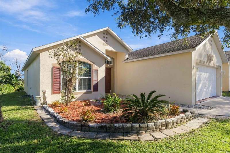 3 bedroom Single Family Residence at 5551 Sycamore Canyon Drive, Blackstone Landing Ph 3, Kissimmee — photo 2