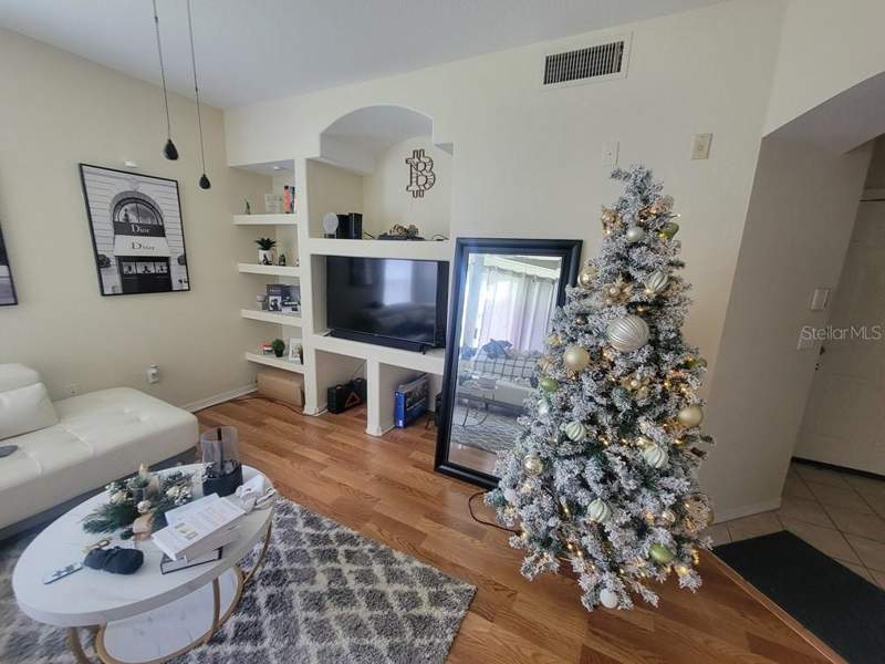 1 bedroom Condominium at 8413 Lucuya Way #306, The Falls At New Tampa A Condo, Temple Terrace — photo 4