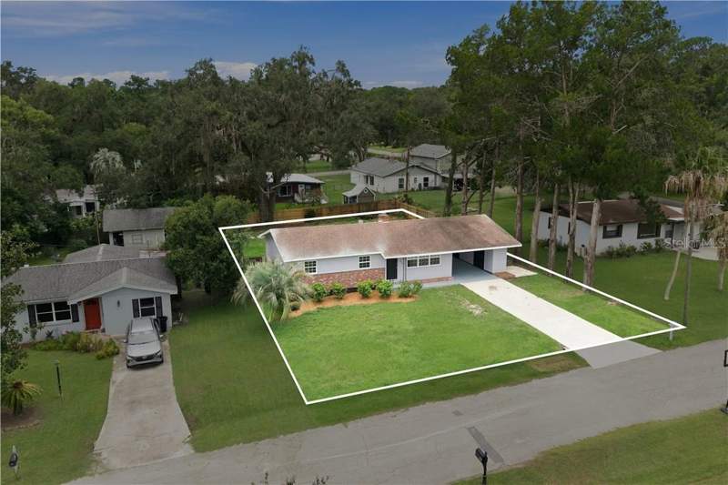 3 bedroom Single Family Residence at 221 Alpine Circle, Brooksville, Brooksville — photo 3