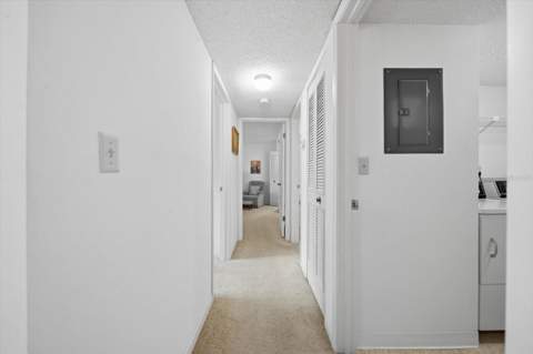 1441 Pine Glen Lane #E2, Tarpon Springs FL - photo 9 of 27