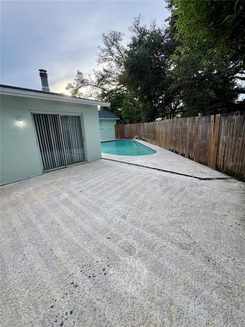 3 bedroom Single Family Residence at 4218 Empire Place, Kings Forest, Tampa — photo 5