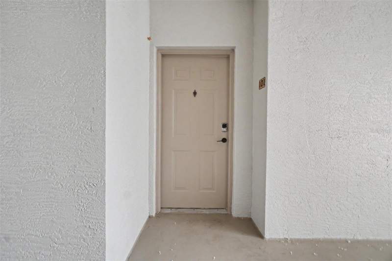 3 bedroom Condominium at 15585 Ocean Walk Circle #101, Gardens/Beachwalk, Fort Myers — photo 5