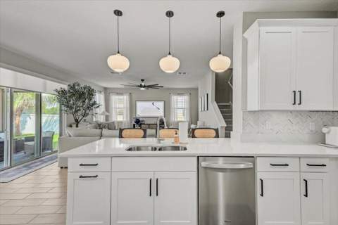 2194 Fairway Avenue, St Petersburg FL - photo 24 of 85