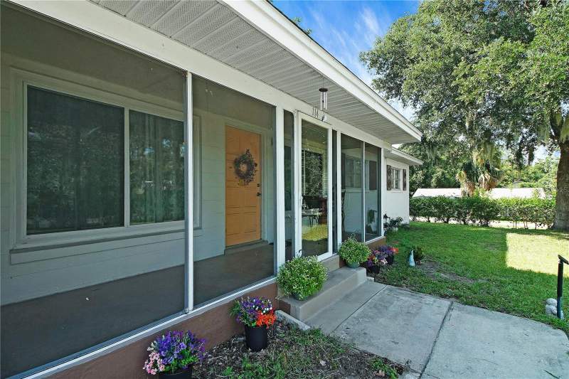 3 bedroom Single Family Residence at 114 PARK AVENUE, FRUITLAND PARK WHITNEYS, FRUITLAND PARK — photo 2