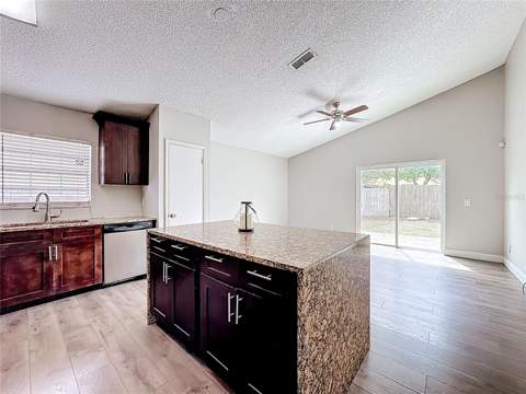 6582 Meritmoor Circle, Orlando FL - photo 6 of 6