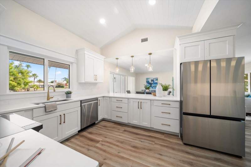 3 bedroom Single Family Residence at 503 Poinsettia Road, Belleair Estates, Belleair — photo 3