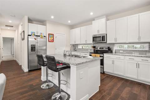 14229 Kellogg Avenue, Orlando FL - photo 9 of 39