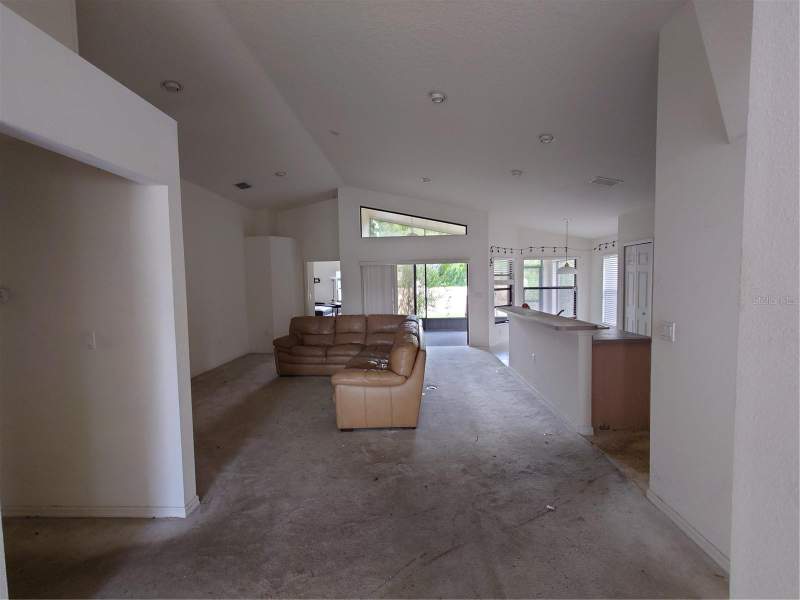 3 bedroom Single Family Residence at 9335 Creekside Court, The Preserve At Fairway Oaks, Hudson — photo 4