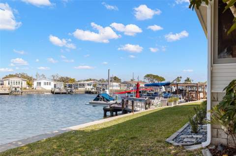 7166 Mount Arlington Drive #418, St Petersburg FL - photo 9 of 35