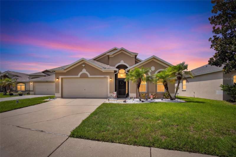 11115 SILVER DANCER DRIVE home for sale in South Fork