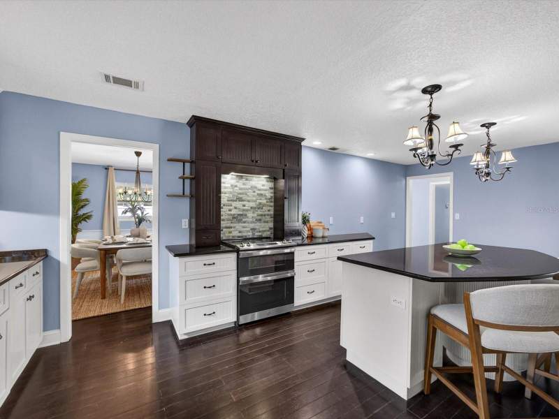 4 bedroom Single Family Residence at 333 Cornwall Road, Winter Park Pines, Winter Park — photo 4