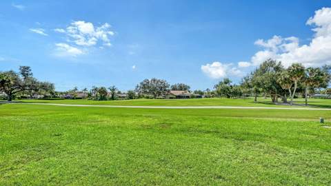 3708 Torrey Pines Way, Sarasota FL - photo 18 of 73