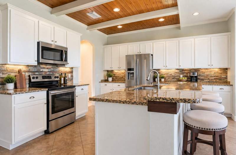 6 bedroom Single Family Residence at 6914 Quiet Creek Drive, Heritage Harbour Subphase J, Bradenton — photo 4