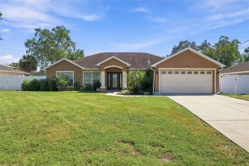 3 bedroom Single Family Residence at 13338 La Casita Avenue, Spring Hill Unit 13, Spring Hill — photo 5